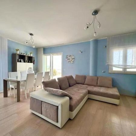 Sigis House - Independent Apartment Sea View Ф'юмічіно Екстер'єр фото