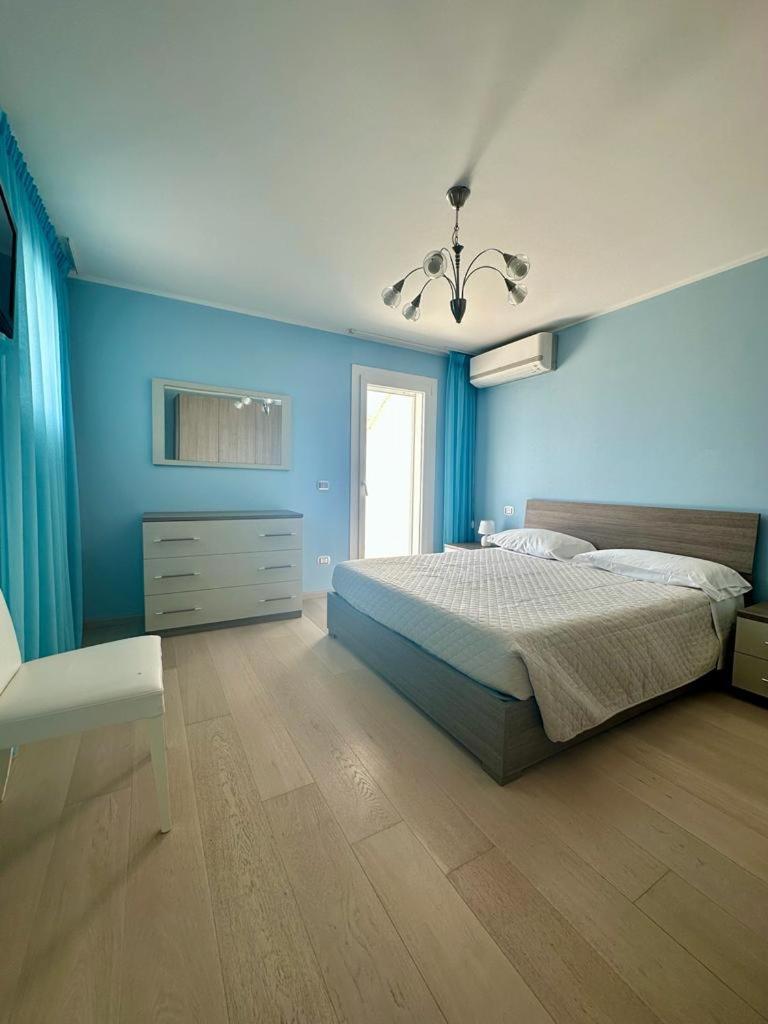 Sigis House - Independent Apartment Sea View Ф'юмічіно Екстер'єр фото