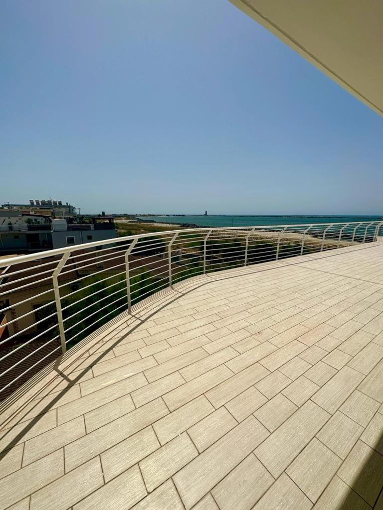 Sigis House - Independent Apartment Sea View Ф'юмічіно Екстер'єр фото